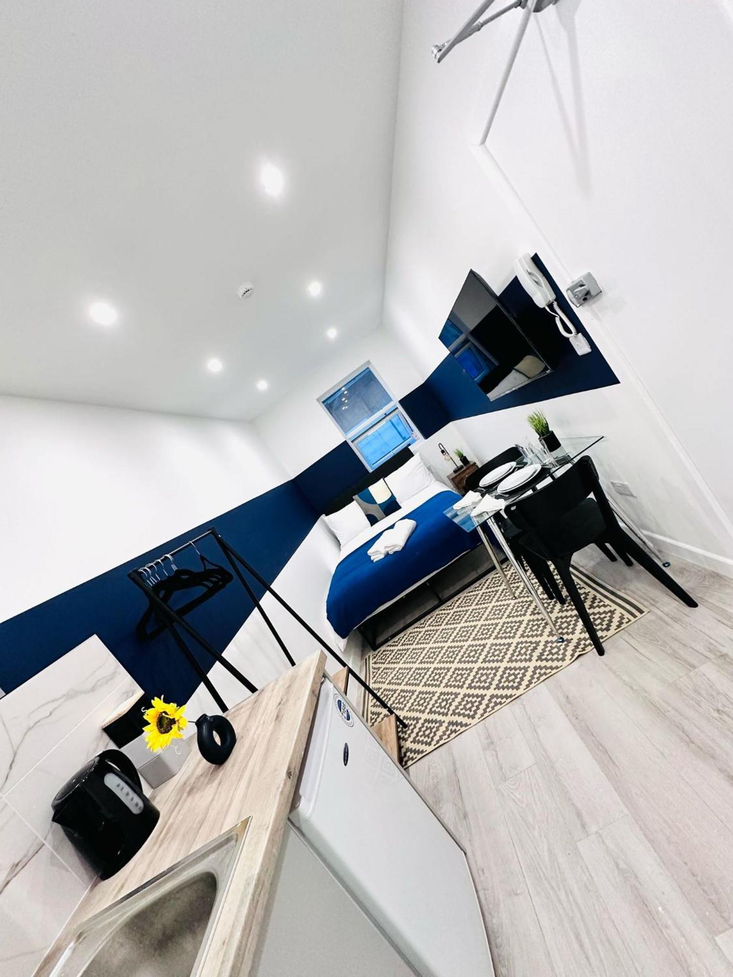 High Standard Central Studios Perfect For Tourists! London Luaran gambar