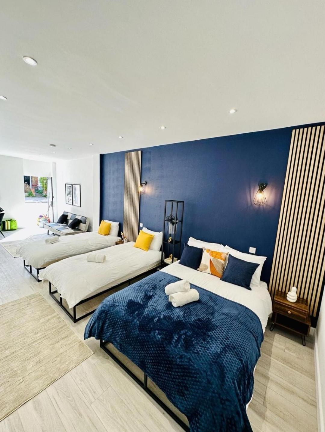 High Standard Central Studios Perfect For Tourists! London Bilik gambar